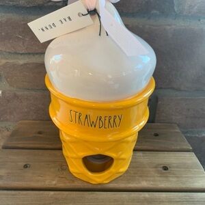 Rae Dunn Strawberry Ice Cream Birdhouse